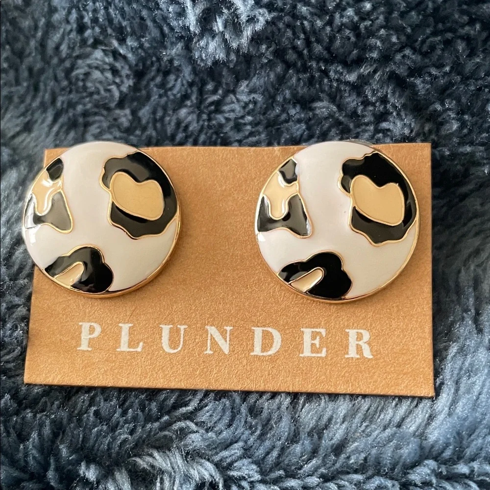 Plunder Black and Cream Patterned Earrings NEW